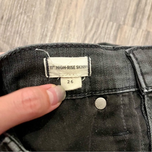 Madewell High-Rise Black Skinny Jeans - Picture 5 of 6